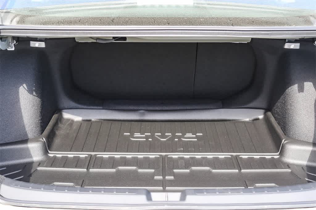 2025 Honda Civic Sport Touring 32
