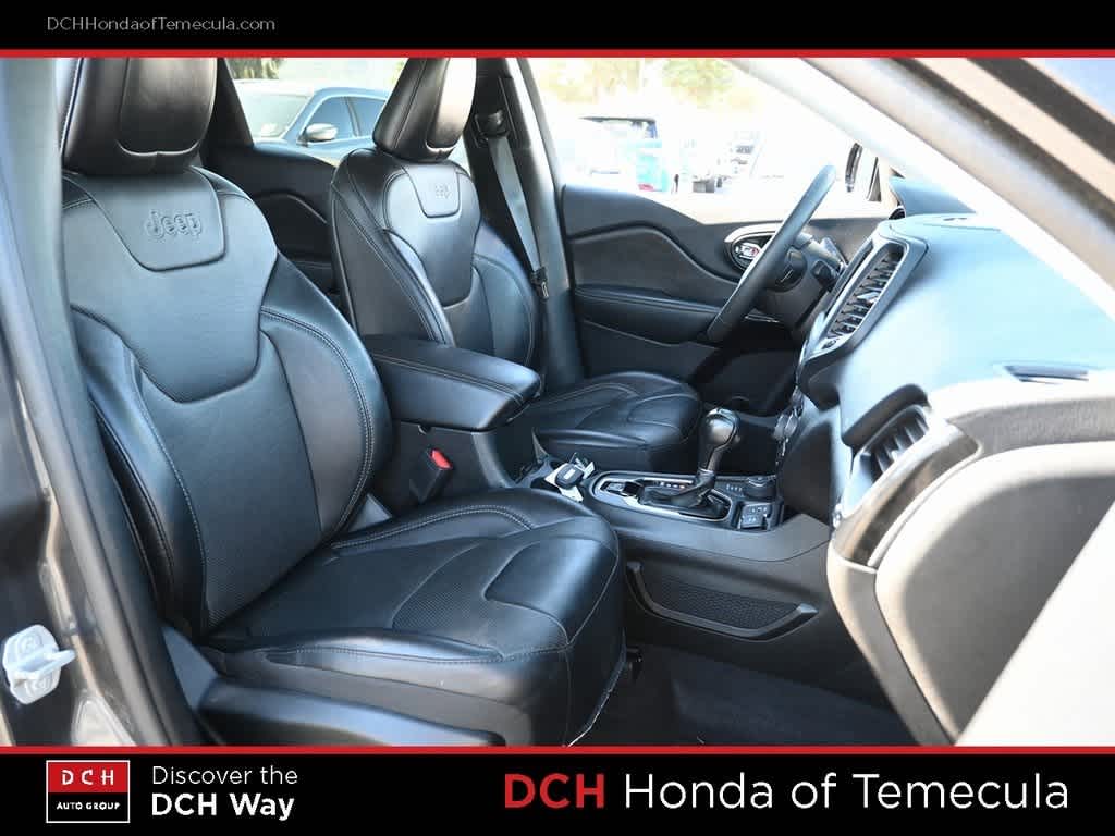 Thumbnail: 2023 Jeep Cherokee - 21