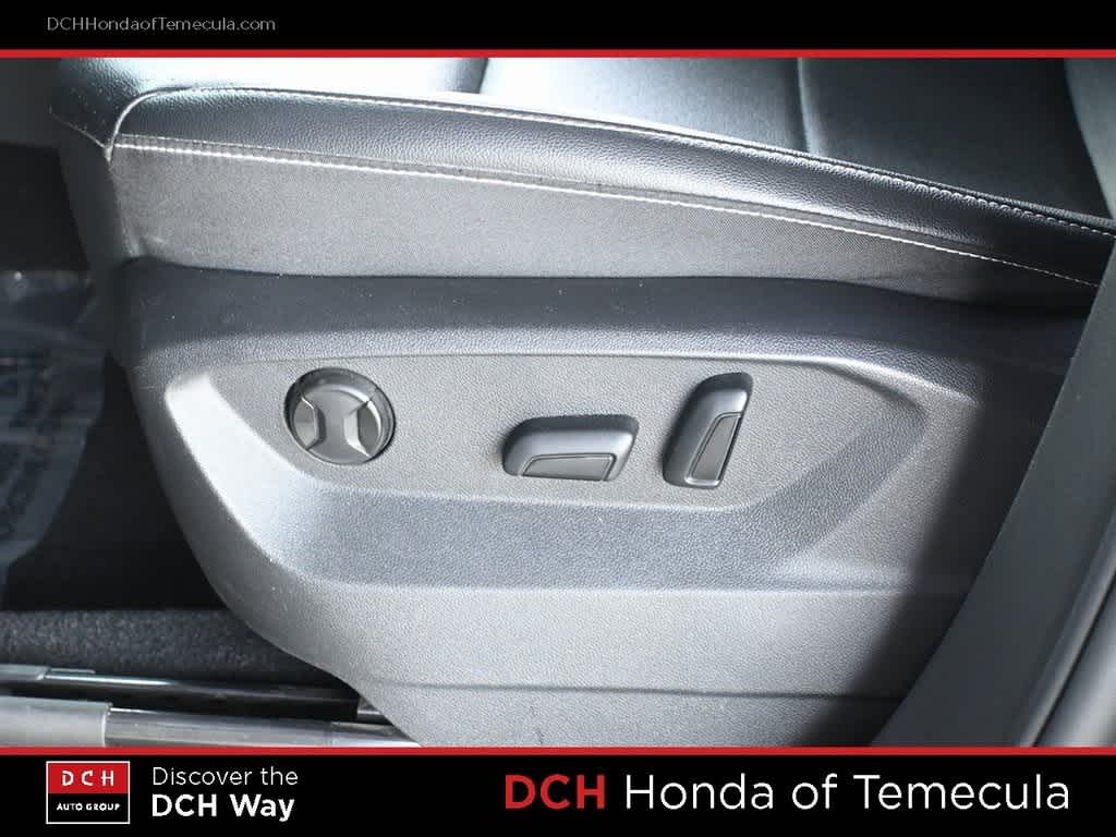 Thumbnail: 2022 Volkswagen Atlas - 17