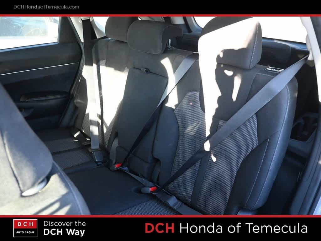 Thumbnail: 2023 Kia Sorento - 17