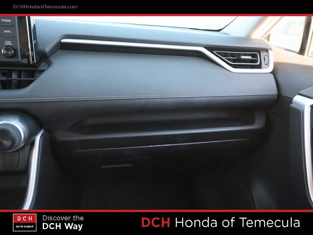 Thumbnail: 2020 Toyota RAV4 - 13
