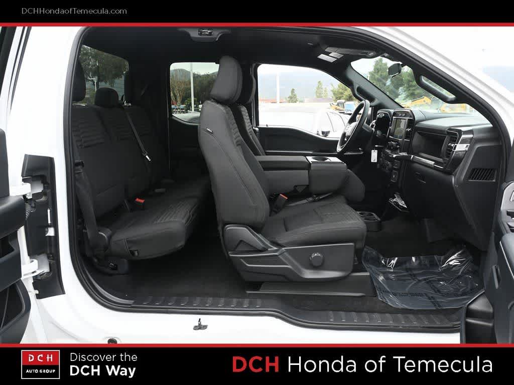 Thumbnail: 2023 Ford F-150 - 19