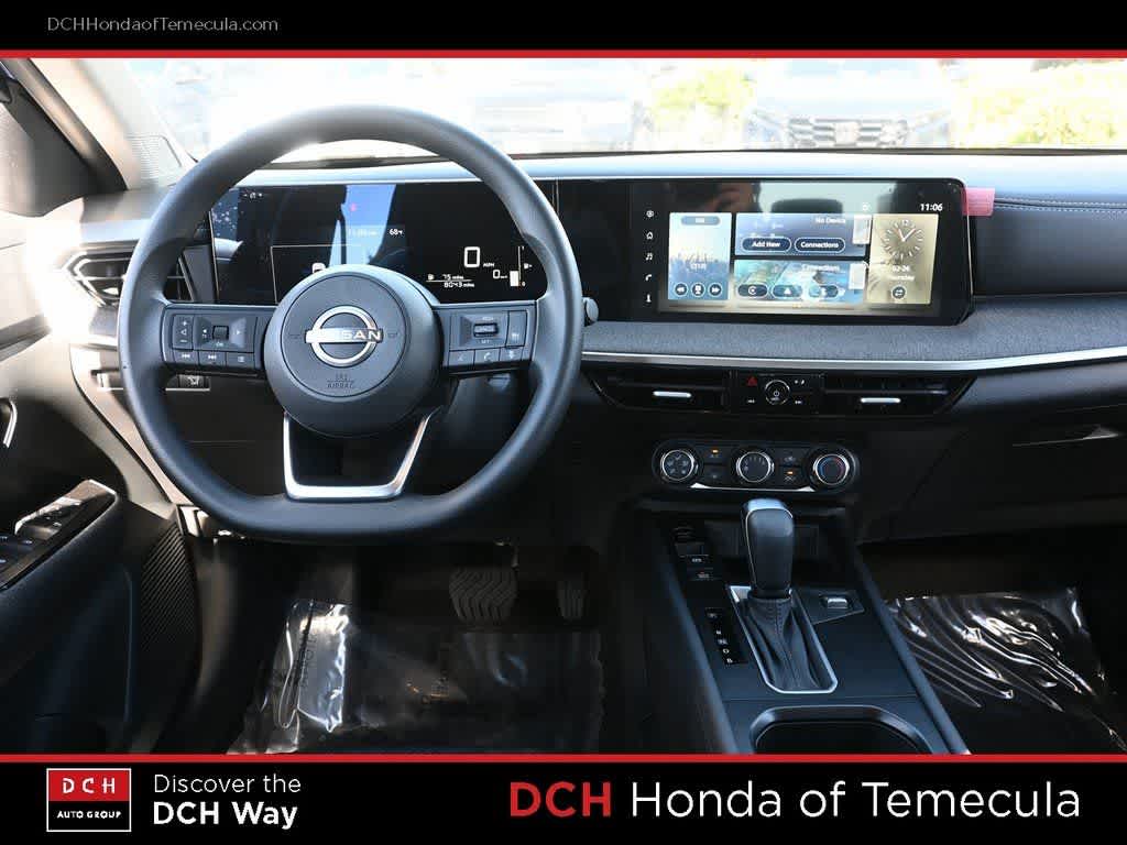 Thumbnail: 2025 Nissan Kicks - 8