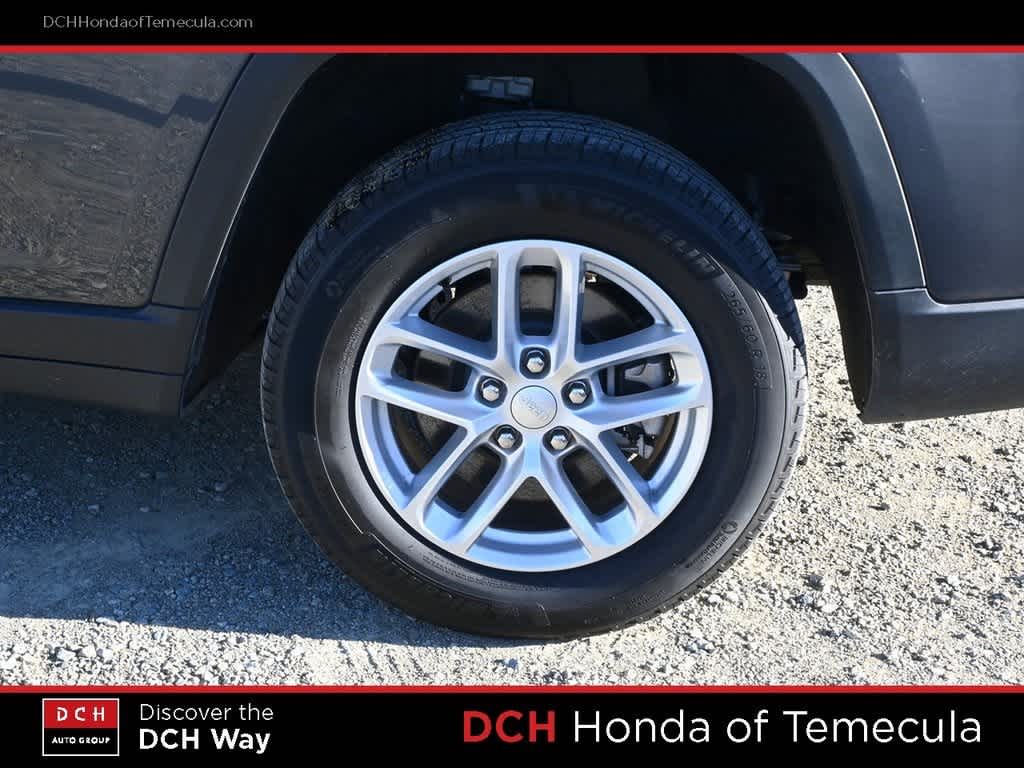 Thumbnail: 2024 Jeep Grand Cherokee L - 21