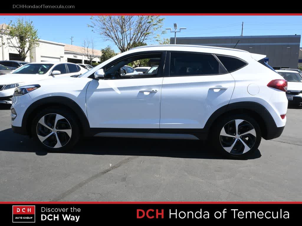 Thumbnail: 2017 Hyundai Tucson - 4