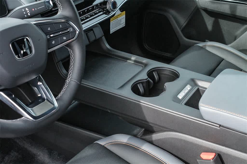 Thumbnail: 2026 Honda Prologue - 18