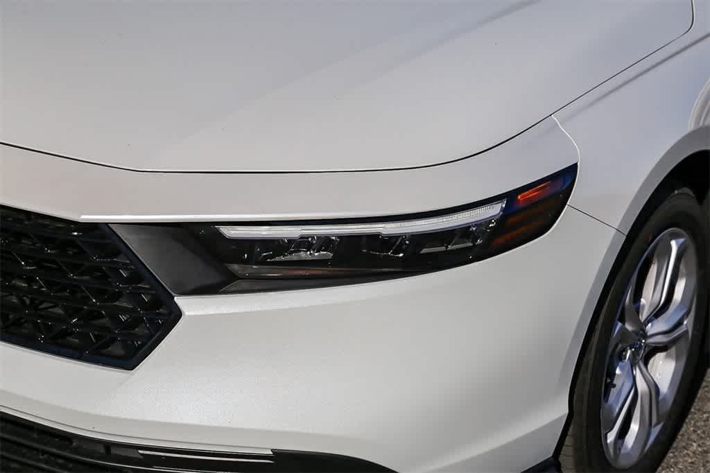 2025 Honda Accord LX 11