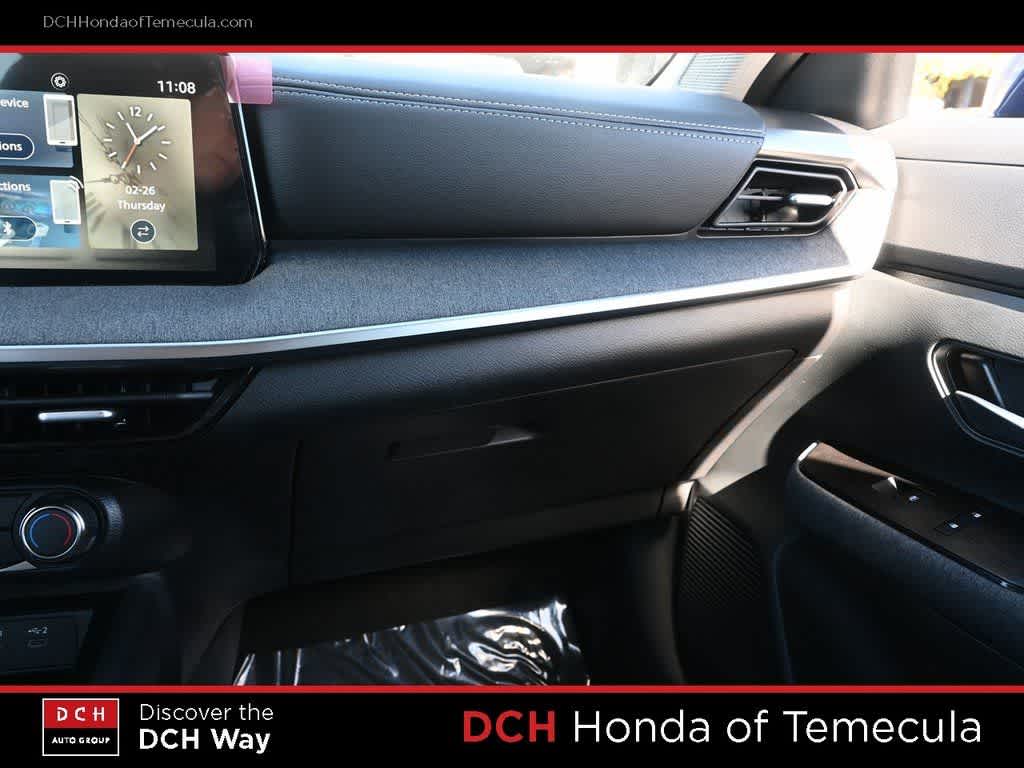 Thumbnail: 2025 Nissan Kicks - 14