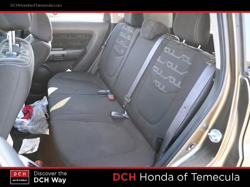 Thumbnail: 2013 Kia Soul - 18