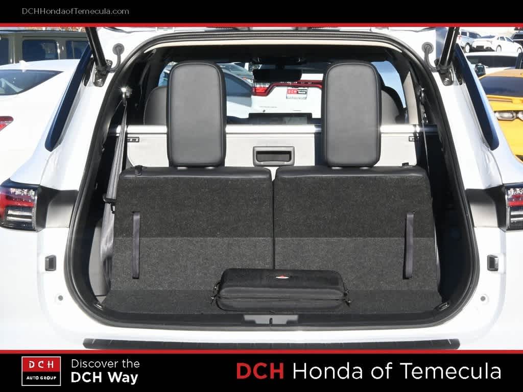 Thumbnail: 2025 Mitsubishi Outlander - 21