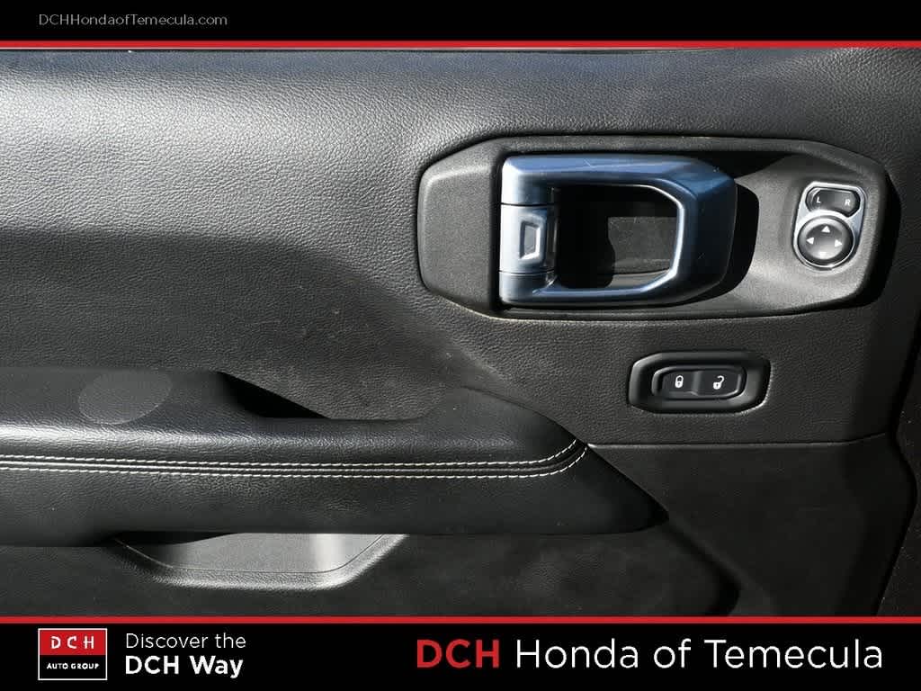 Thumbnail: 2021 Jeep Wrangler - 16