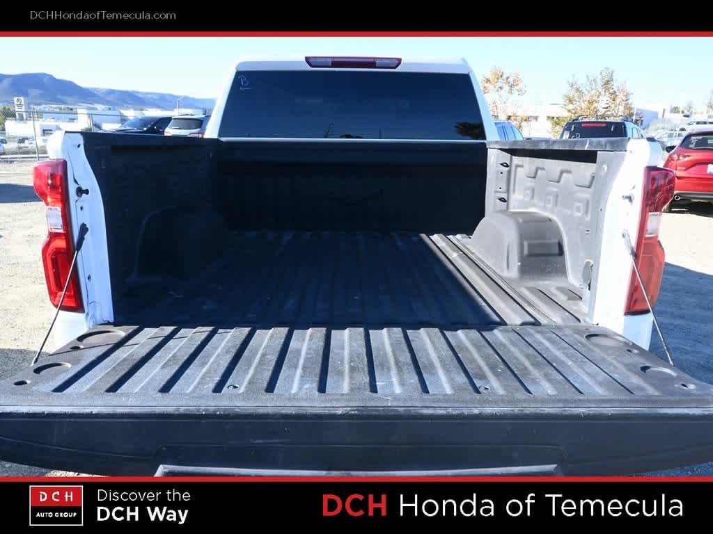 Thumbnail: 2023 Chevrolet Silverado 1500 - 21