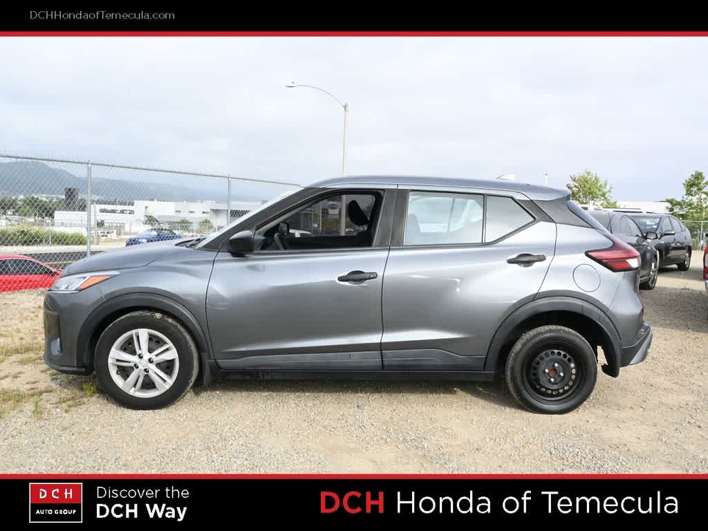 Thumbnail: 2021 Nissan Kicks - 4