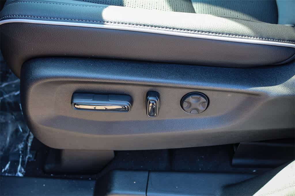 Thumbnail: 2026 Honda Odyssey - 23