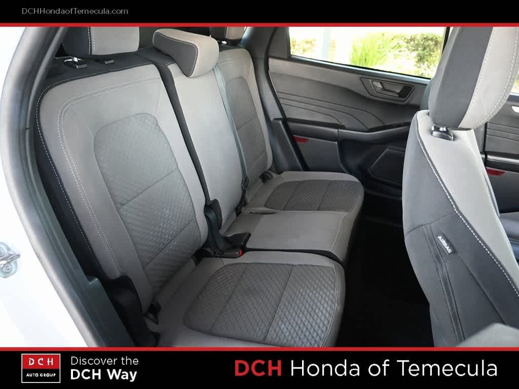 Thumbnail: 2022 Ford Escape - 20