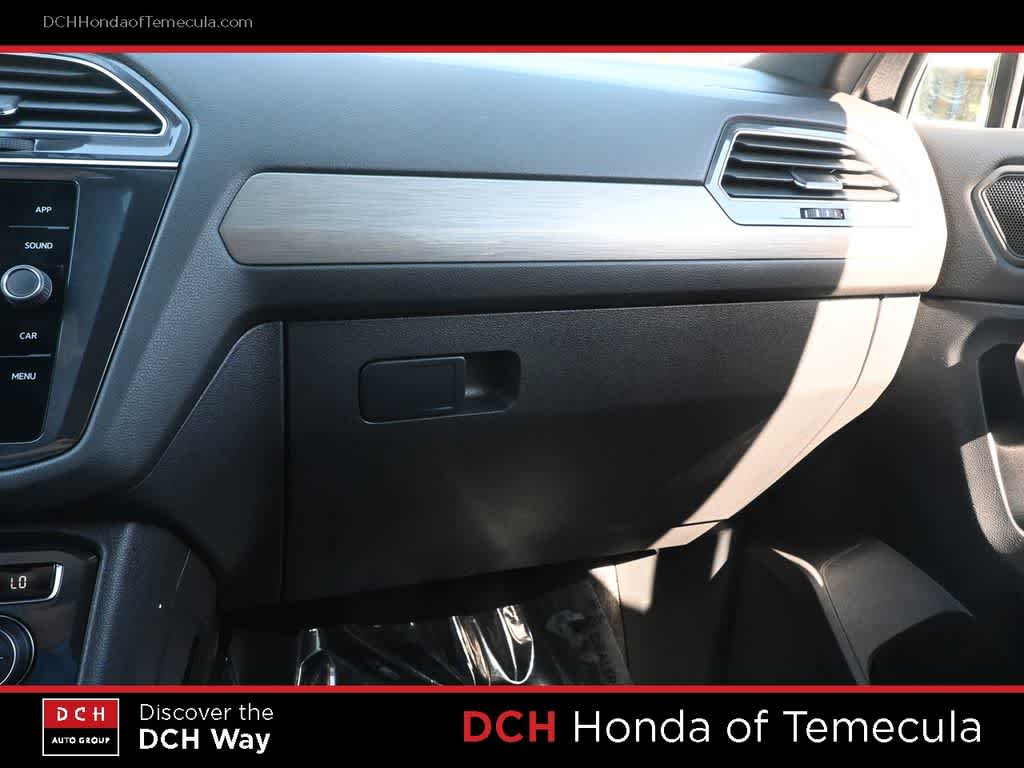 Thumbnail: 2021 Volkswagen Tiguan - 14