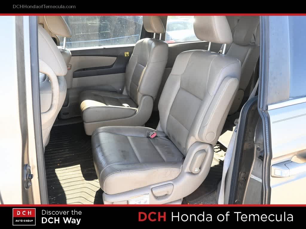 2013 Honda Odyssey  19