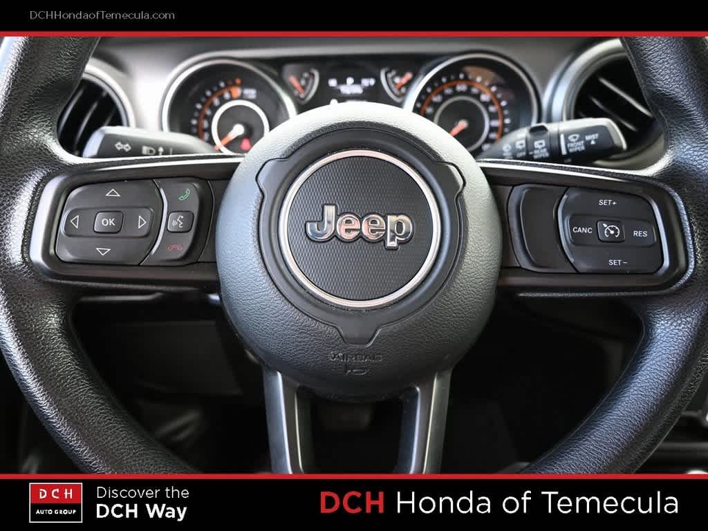 Thumbnail: 2022 Jeep Wrangler - 9