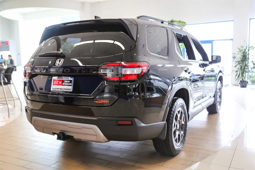2025 Honda Pilot TrailSport 9