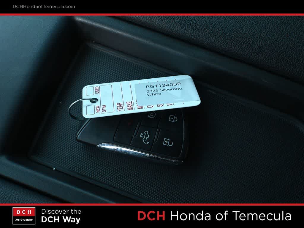 Thumbnail: 2023 Chevrolet Silverado 1500 - 16