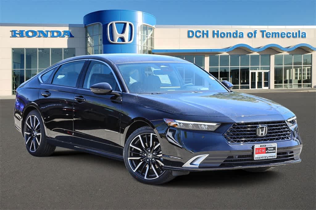 2025 Honda Accord Hybrid Touring photo 3