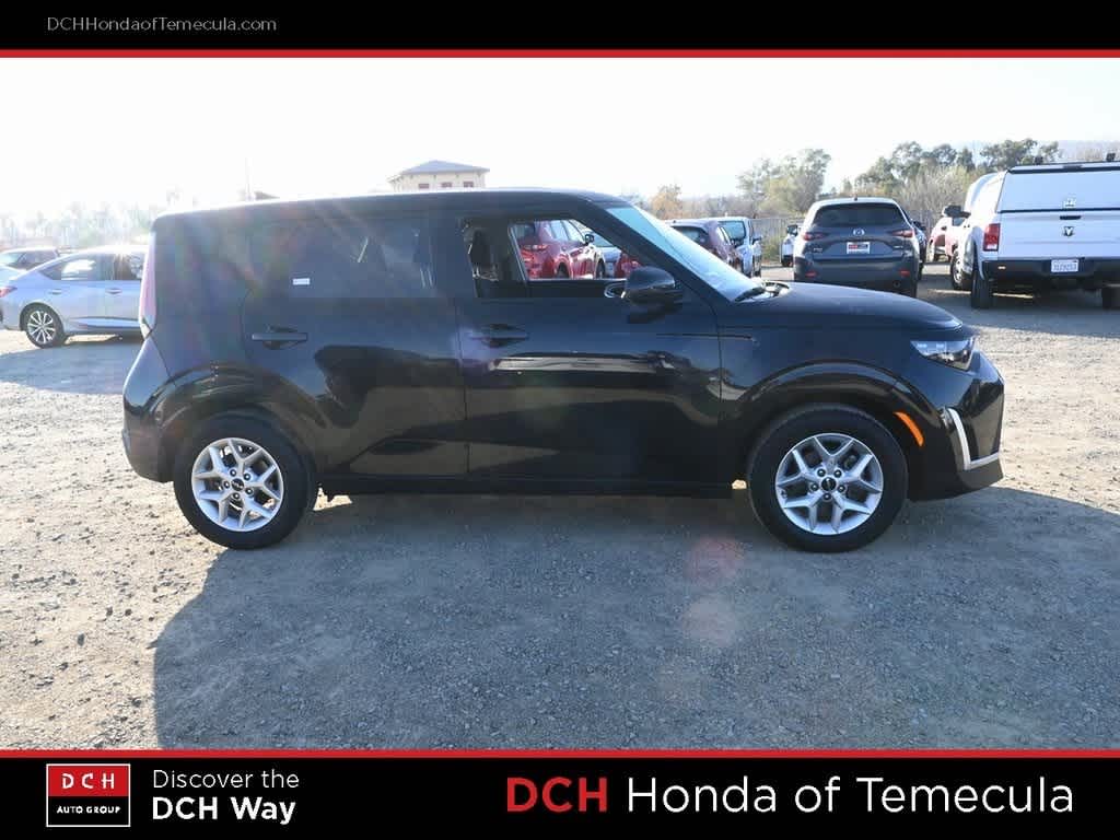 Thumbnail: 2023 Kia Soul - 5