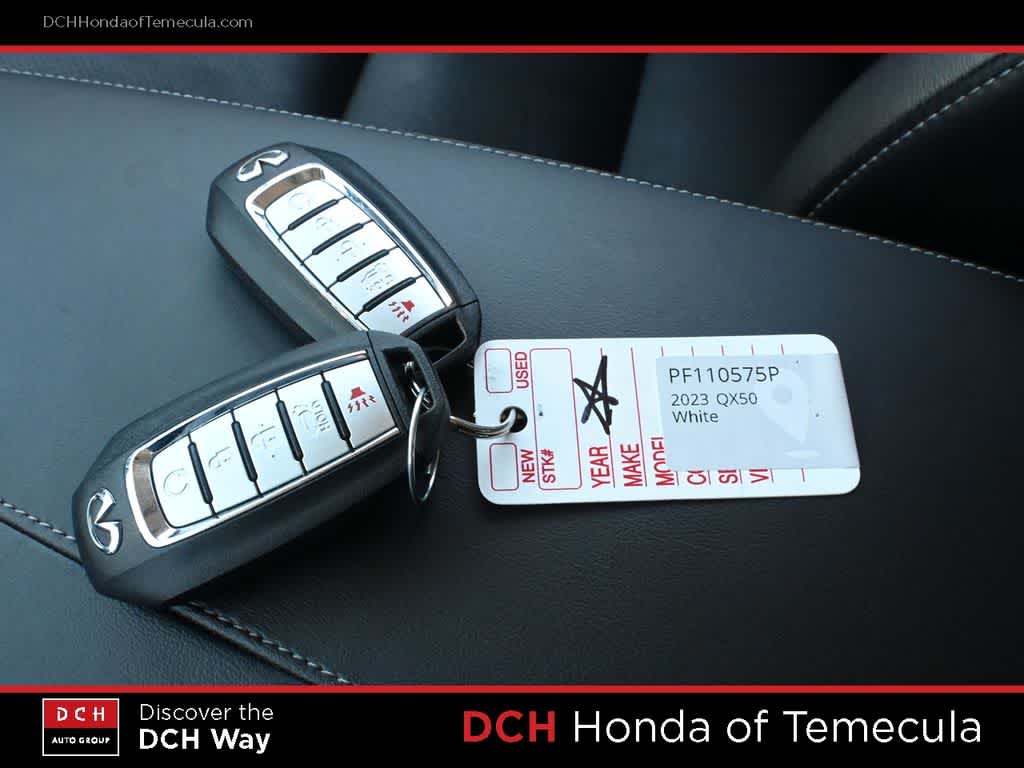 Thumbnail: 2023 INFINITI QX50 - 15