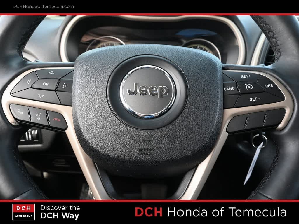 Thumbnail: 2016 Jeep Cherokee - 9