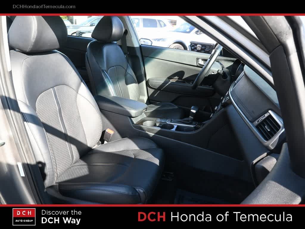 Thumbnail: 2016 Kia Optima - 21