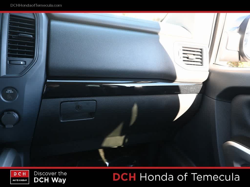 Thumbnail: 2024 Nissan Titan - 14