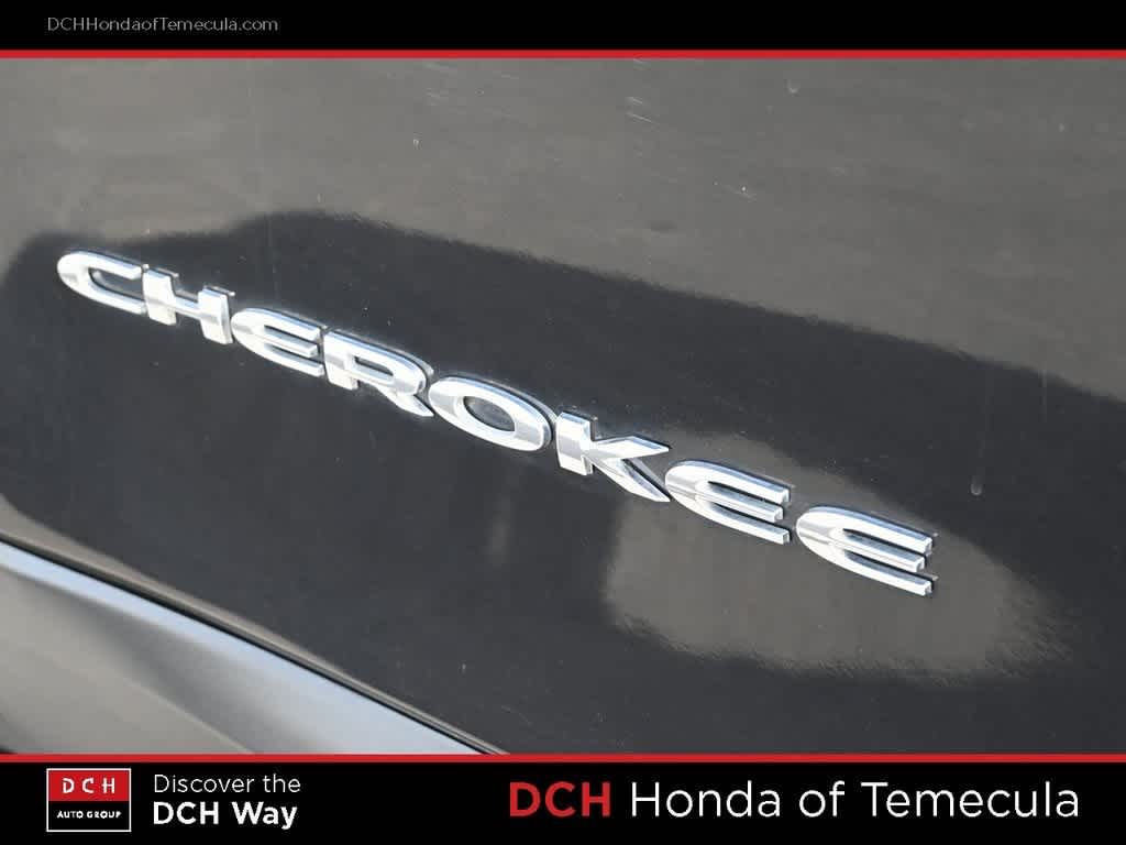 Thumbnail: 2016 Jeep Cherokee - 7