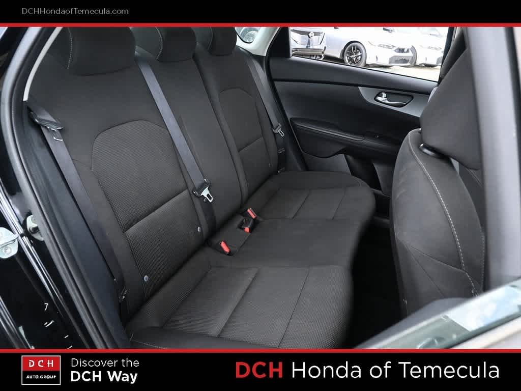 Thumbnail: 2020 Kia Forte - 19