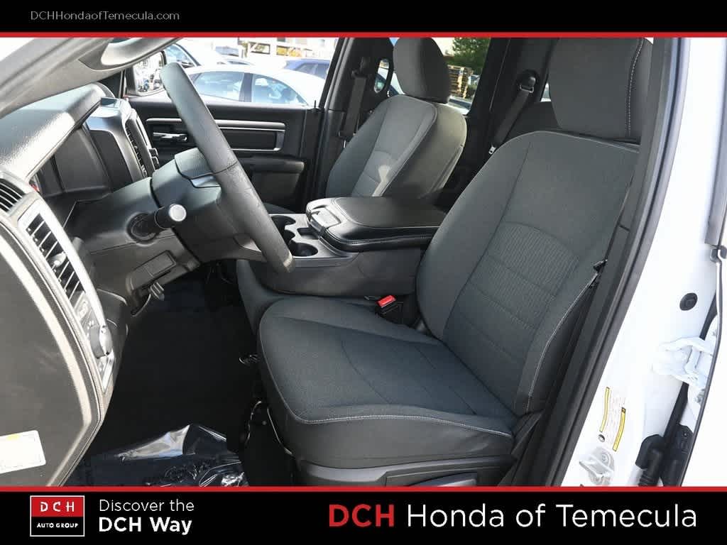 Thumbnail: 2022 RAM 1500 Classic - 17