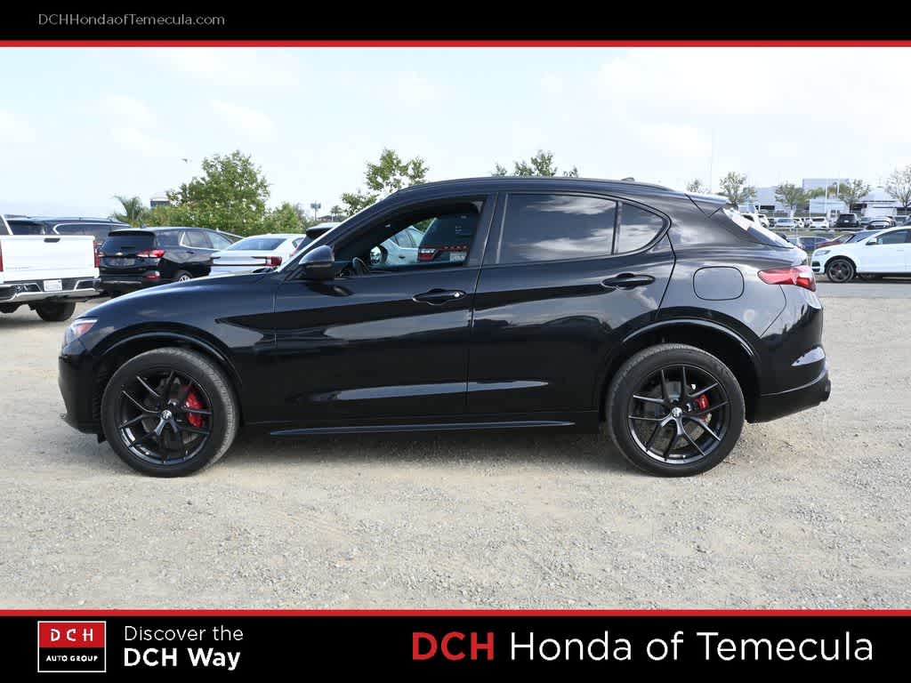Thumbnail: 2020 Alfa Romeo Stelvio - 4