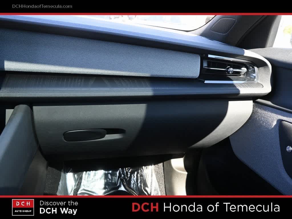 Thumbnail: 2021 Polestar 2 - 13