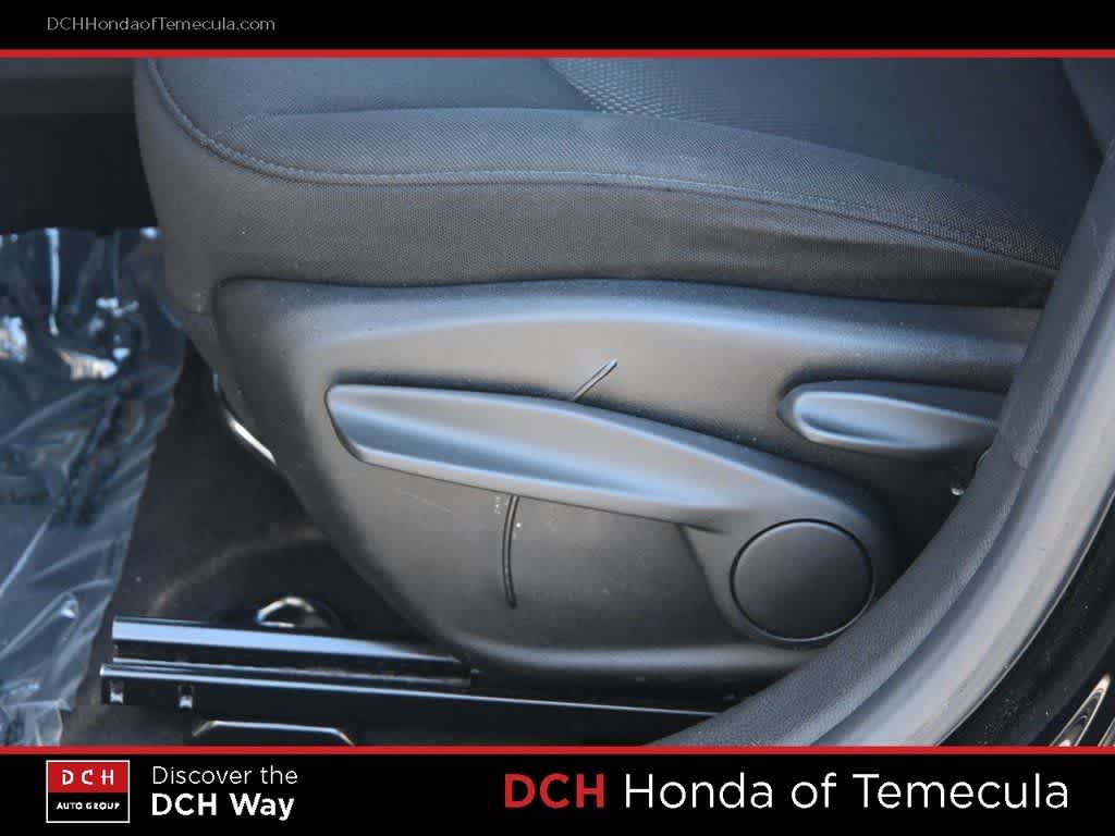 Thumbnail: 2022 Jeep Renegade - 17