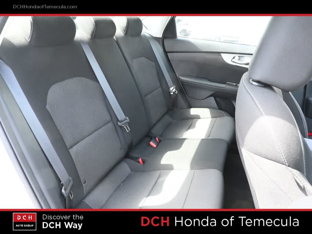 Thumbnail: 2024 Kia Forte - 21