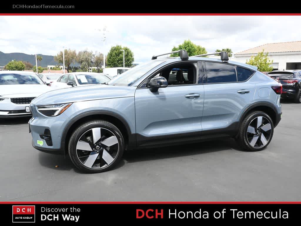 Thumbnail: 2023 Volvo C40 - 3
