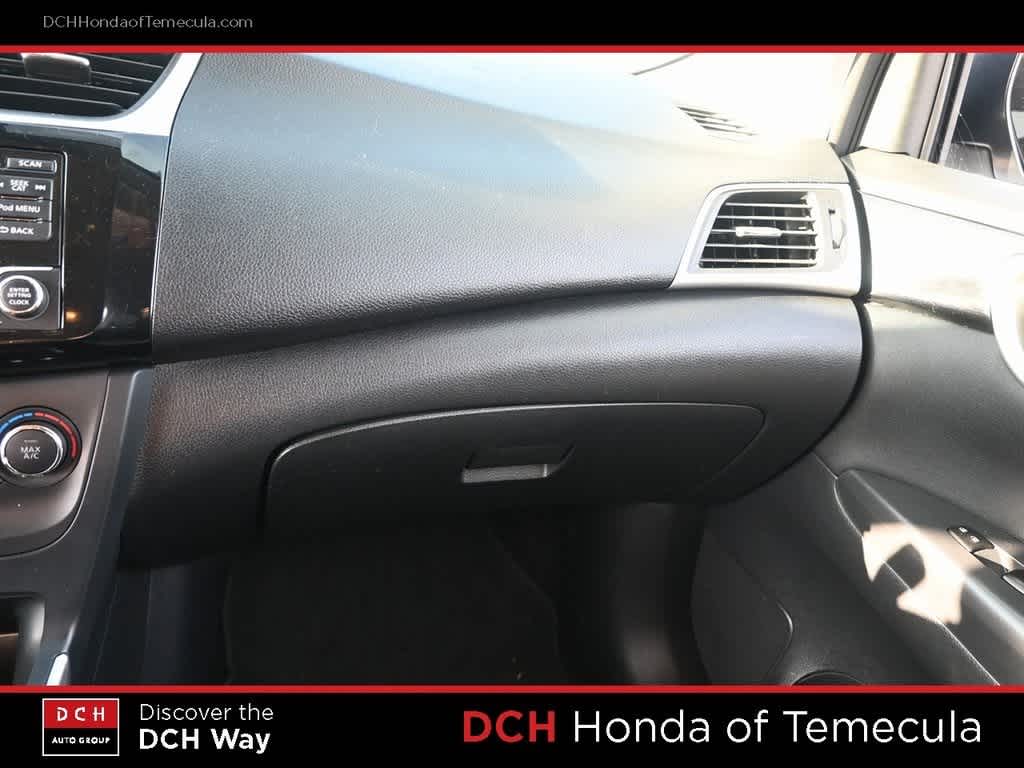 Thumbnail: 2017 Nissan Sentra - 13