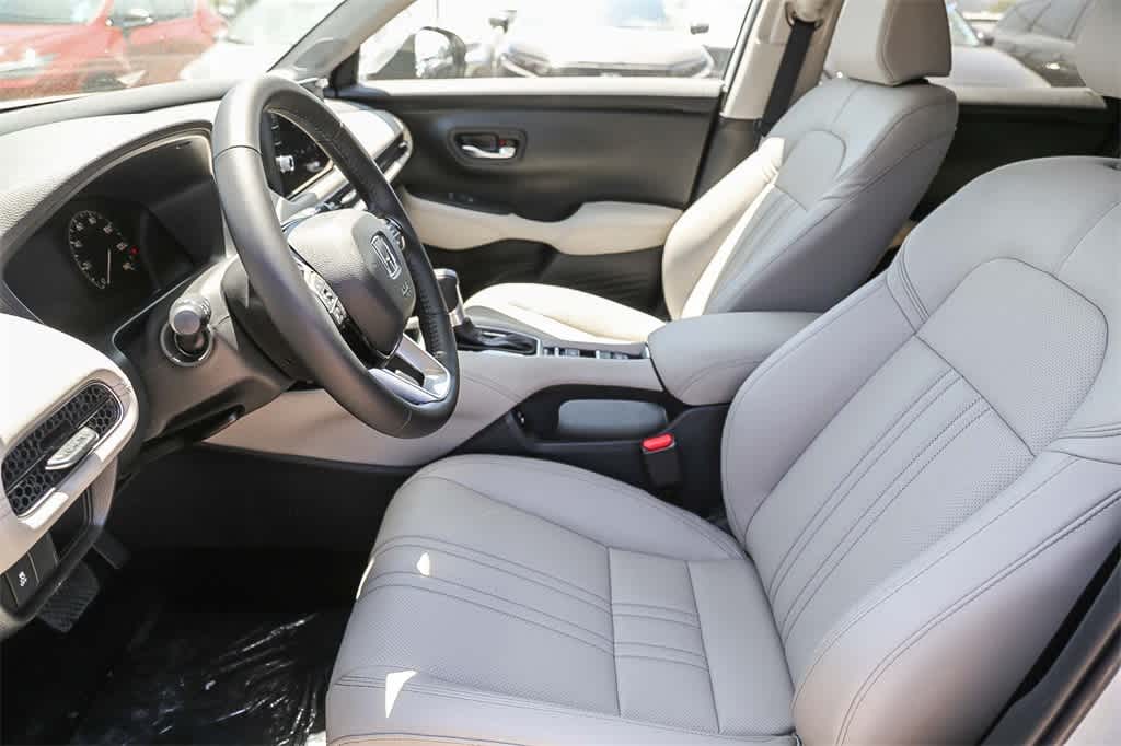 Thumbnail: 2026 Honda HR-V - 17