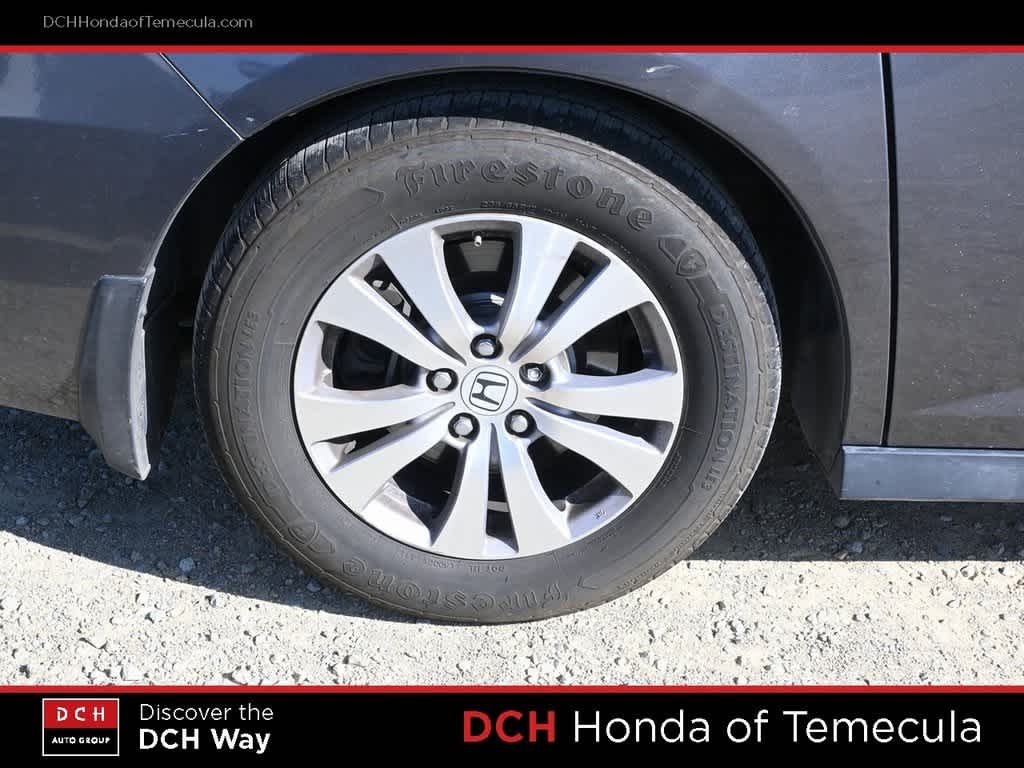 2017 Honda Odyssey SE 22