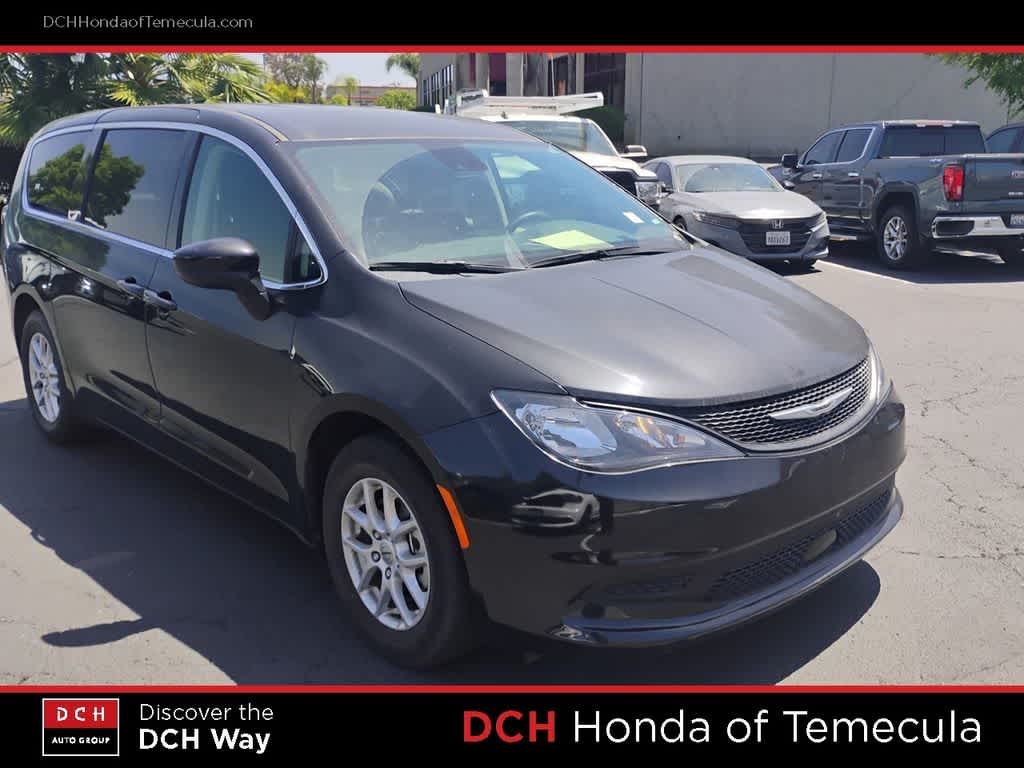 Thumbnail: 2023 Chrysler Voyager - 3