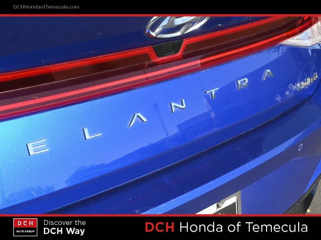 Thumbnail: 2022 Hyundai Elantra - 7