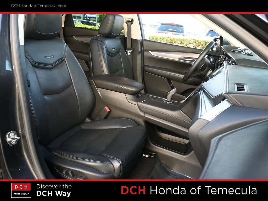 Thumbnail: 2017 Cadillac XT5 - 21