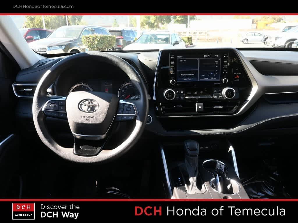 Thumbnail: 2021 Toyota Highlander - 8