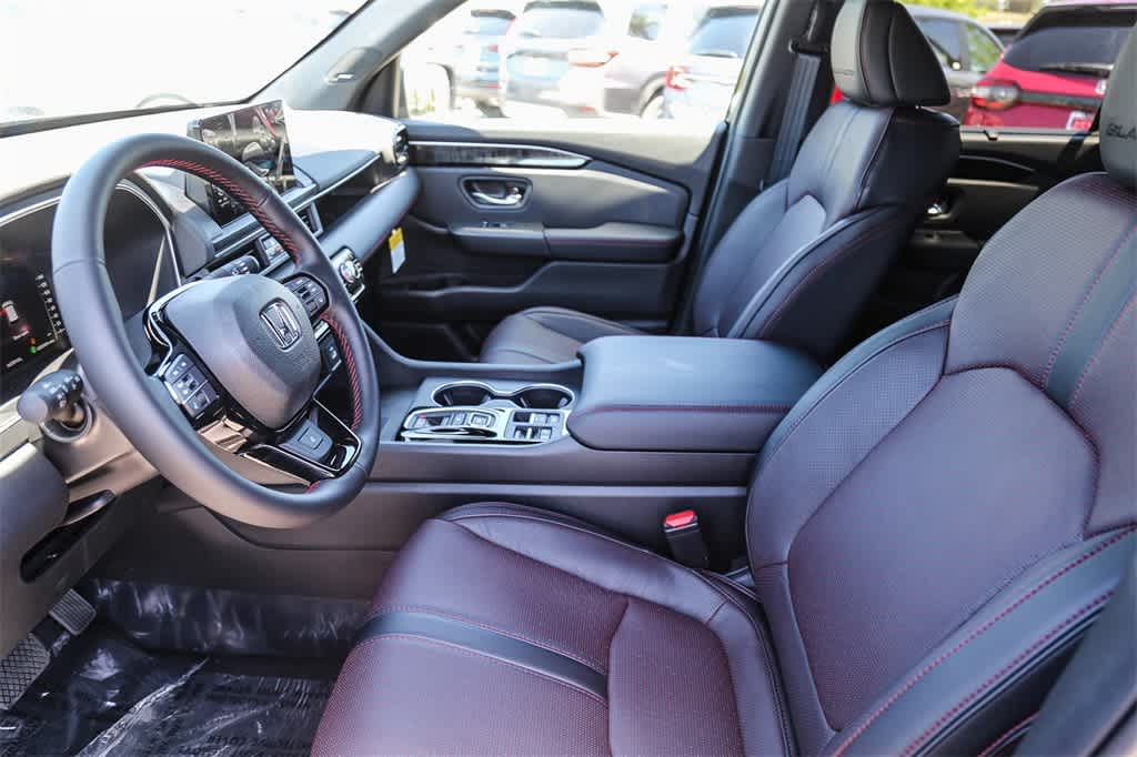 Thumbnail: 2025 Honda Pilot - 19