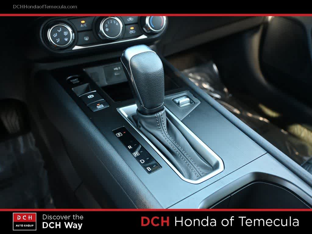 Thumbnail: 2025 Nissan Kicks - 11