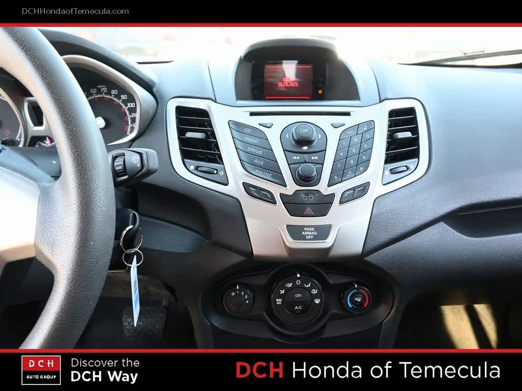 Thumbnail: 2012 Ford Fiesta - 12