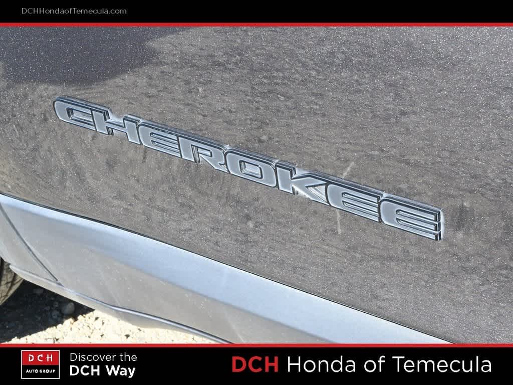 Thumbnail: 2023 Jeep Cherokee - 7