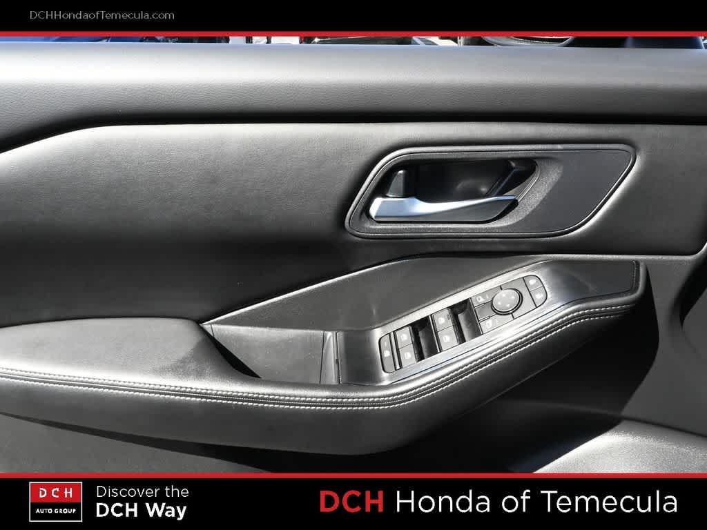 Thumbnail: 2024 Nissan Rogue - 16